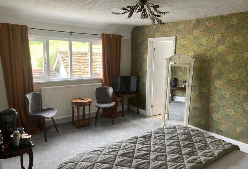 带大床的标准间, Tottington Manor