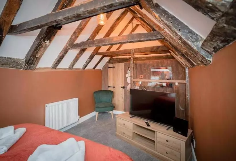 メゾネットスイート, Tottington Manor