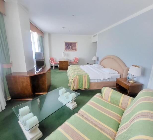 سوییت لوکس, Tower Genova Airport   Hotel & Conference Center