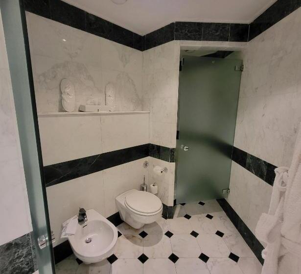 Deluxe-sviitti, Tower Genova Airport Hotel & Conference Center