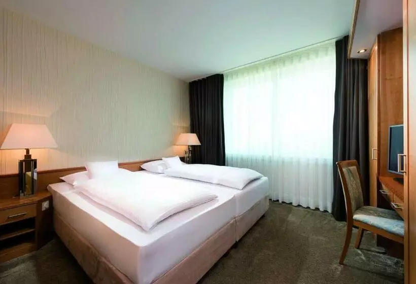 سوئیت کلاسیک, Maritim Hotel Stuttgart