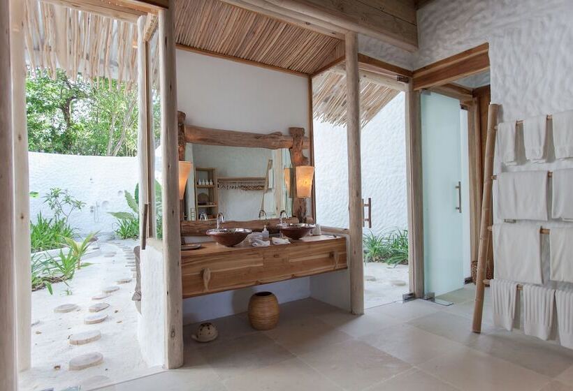 سوییت با استخر, Soneva Fushi