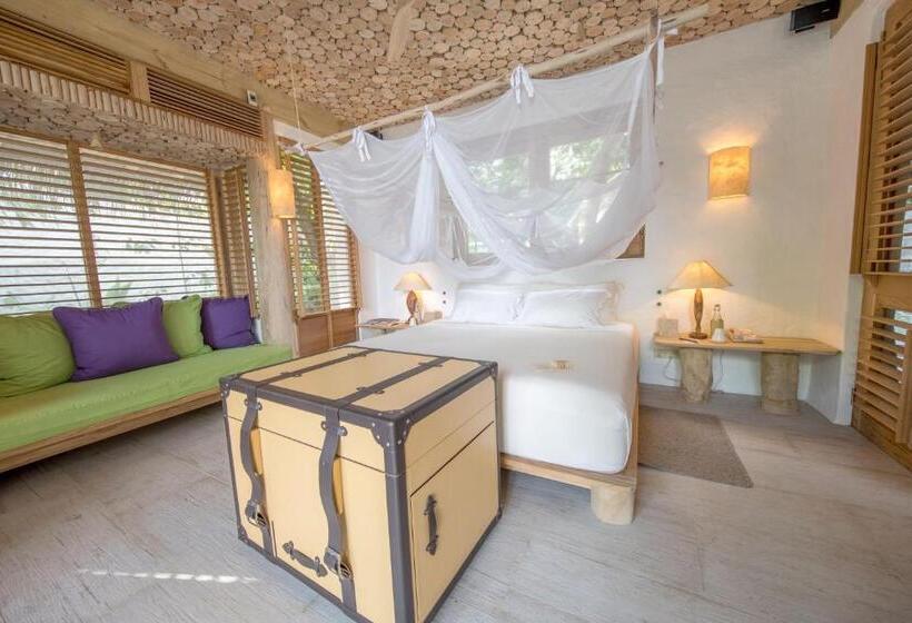 2 Bedroom Apartment with Pool, Soneva Fushi