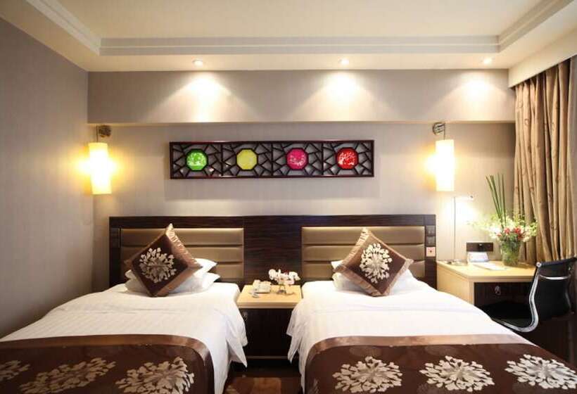 Номер Стандарт Вид на Город, Landmark Canton