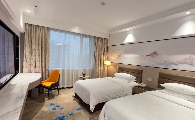 Номер Стандарт Вид на Город, Landmark Canton