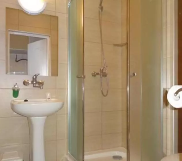 Standard-huone, Restauracja Cukropol