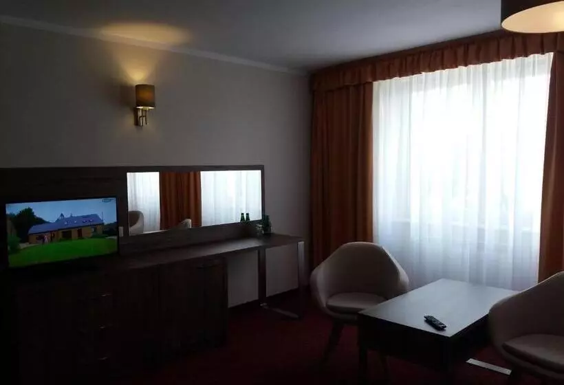 Deluxe-huone, Restauracja Cukropol