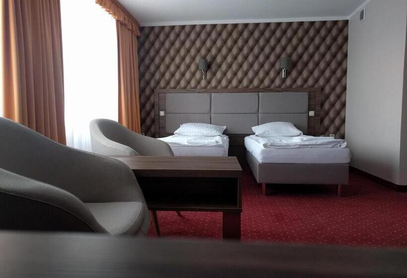 Номер Deluxe, Restauracja Cukropol