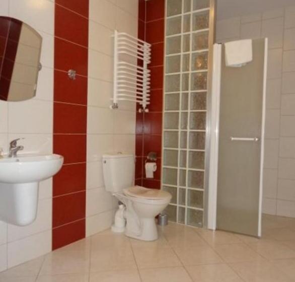 غرفة ديلوكس, Restauracja Cukropol