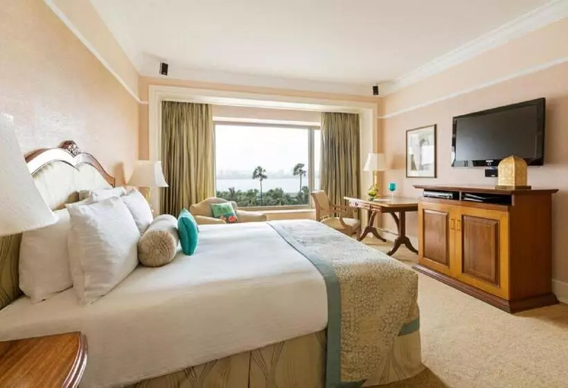 エクゼクティブスイート, Taj Lands End