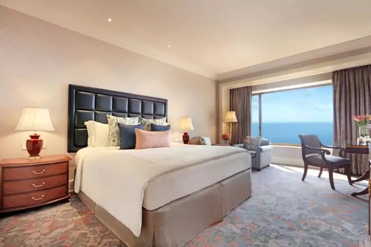 キングサイズベッドのスタンダードルーム, Taj Lands End