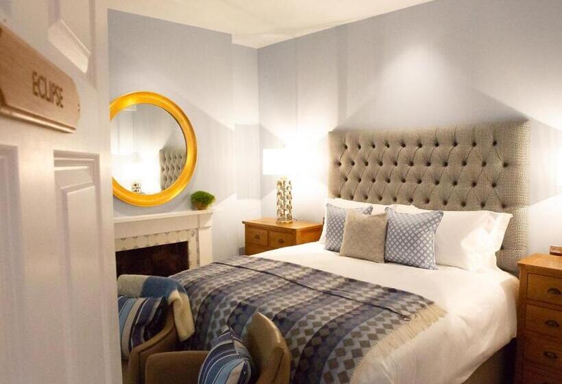 غرفة سوبيريور, The White Horse Inn