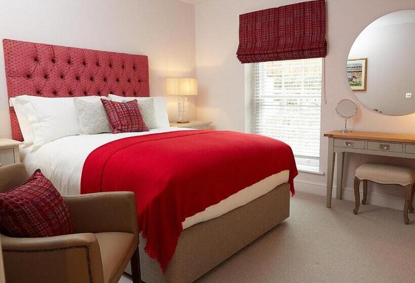 غرفة قياسية, The White Horse Inn