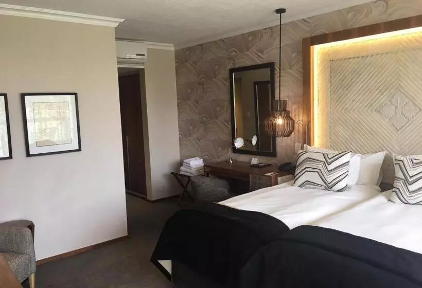 スタンダードルーム, Windhoek Country Club Resort