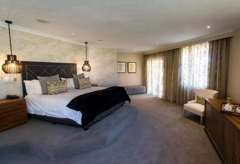 スタンダードスタジオ, Windhoek Country Club Resort
