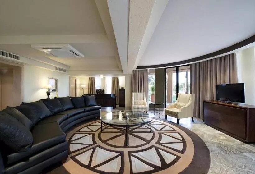 プレジデントスイートルーム, Windhoek Country Club Resort