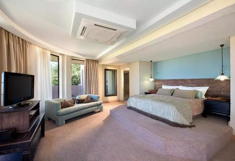 プレジデントスイートルーム, Windhoek Country Club Resort