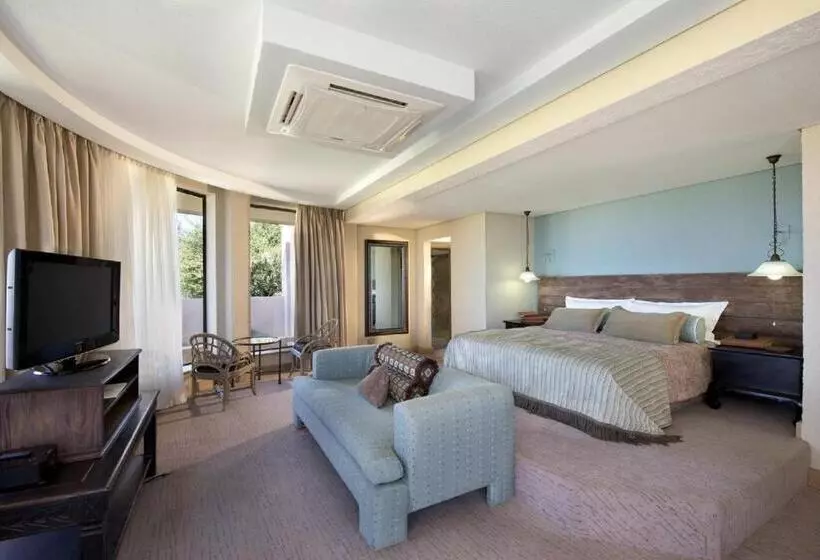 プレジデントスイートルーム, Windhoek Country Club Resort