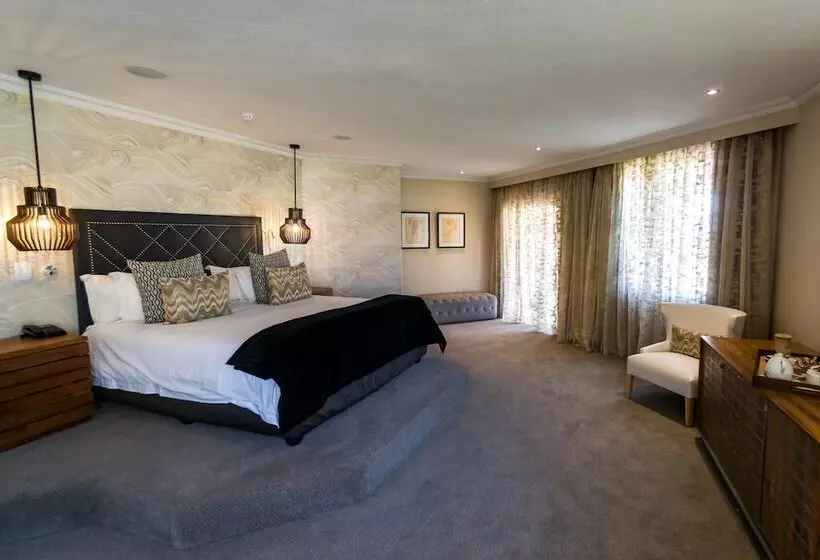 デラックススイート, Windhoek Country Club Resort