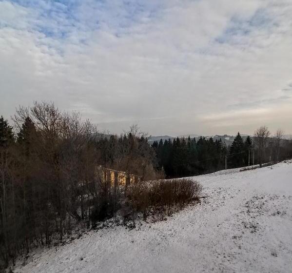 חדר סטנדרט לארבעה, Horský Hotel Jelenovská S Bazénem V Ceně