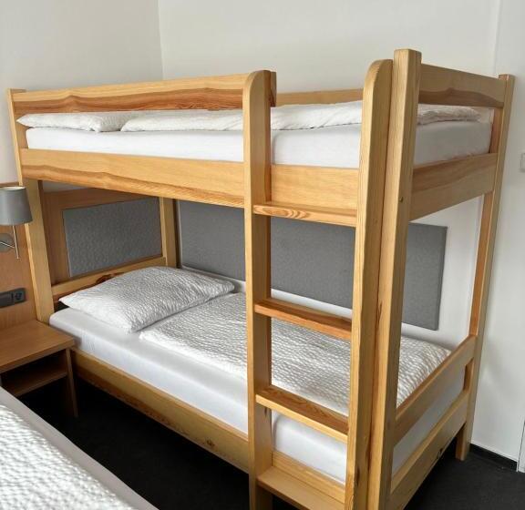 סוויטה, Horský Hotel Jelenovská S Bazénem V Ceně