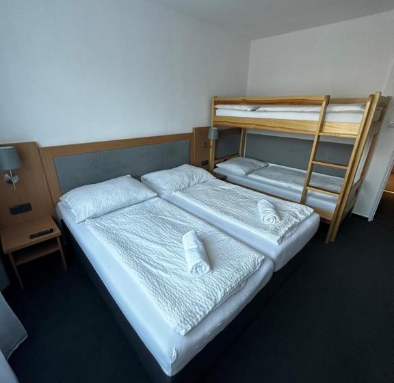 סוויטה, Horský Hotel Jelenovská S Bazénem V Ceně