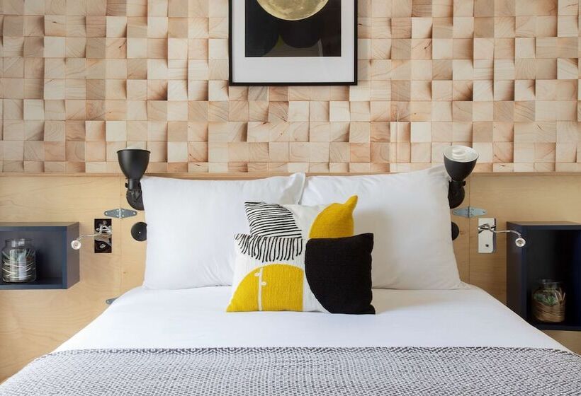 Номер Комфорт, Bootcamp