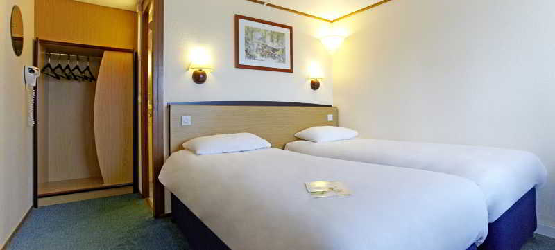 Номер Стандарт, Campanile Hotel Wakefield