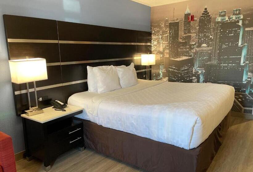 장애인을 위한 킹사이즈 침대 스탠다드 룸, Clarion Pointe Atlanta Airport College Park