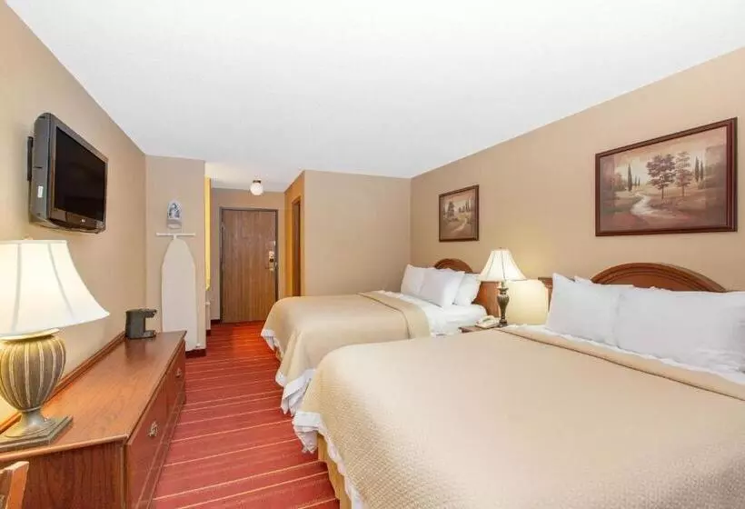 Standard-huone, Days Inn By Wyndham Salina I70