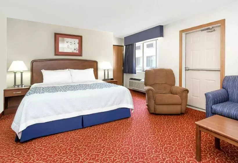 身障者適用スタンダードルーム, Days Inn By Wyndham Sidney Ne
