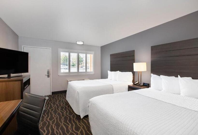 침실 2개 스위트, Days Inn By Wyndham Ukiah