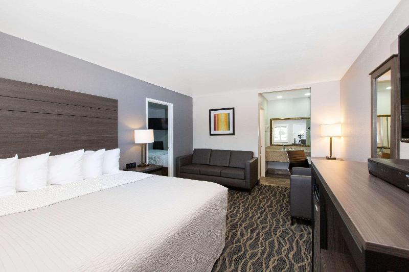 带大床的标准间, Days Inn By Wyndham Ukiah