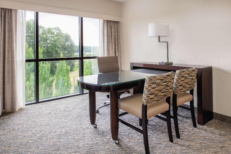 高级套房, Embassy Suites By Hilton Seattle Tacoma International Airport