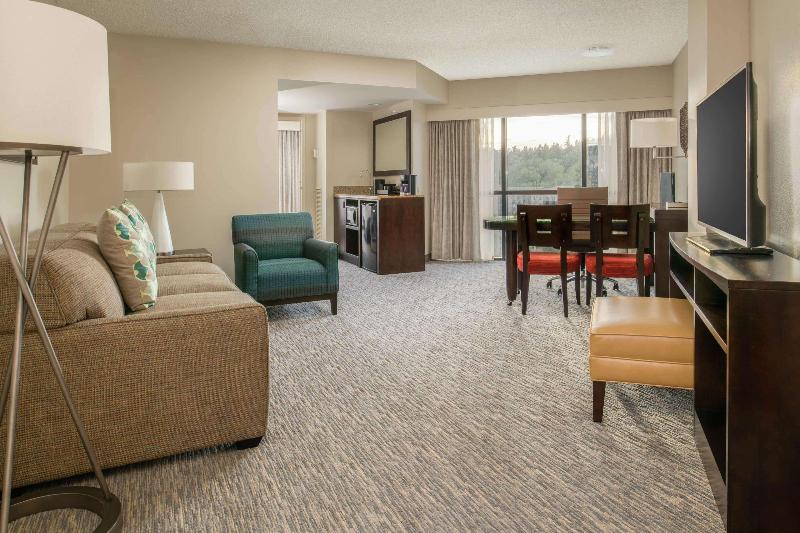 프리미엄 스위트, Embassy Suites By Hilton Seattle Tacoma International Airport