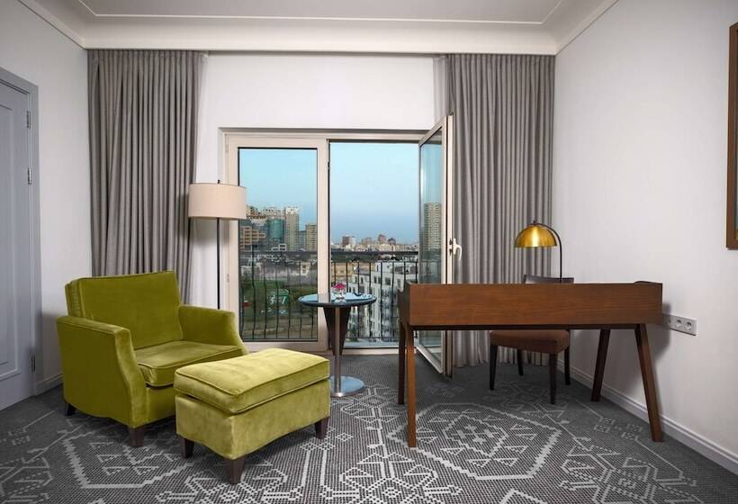 اتاق کلاب, Hyatt Regency Baku