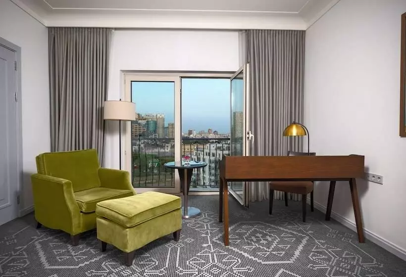 اتاق استاندارد با چشمانداز, Hyatt Regency Baku