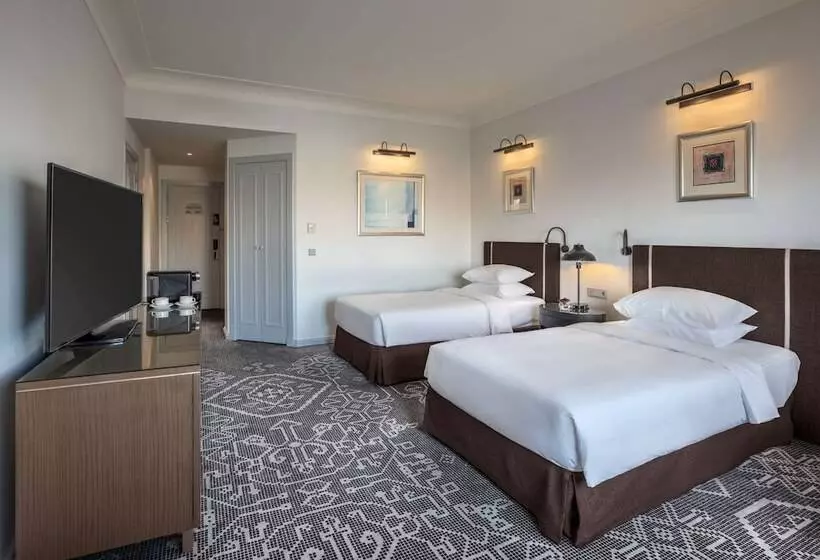 اتاق استاندارد با چشمانداز, Hyatt Regency Baku
