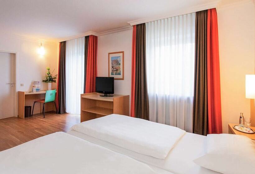 高级大房间, Ibis Saarbrücken City