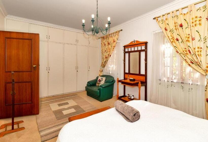 디럭스 룸, King George S Guest House