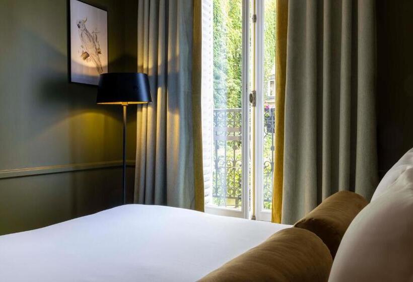 コンフォートルーム, Les Jardins Du Luxembourg