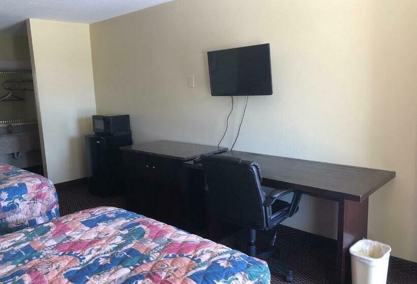 غرفه قياسيه سريرين مزدوجين, Liberty Inn   Collins