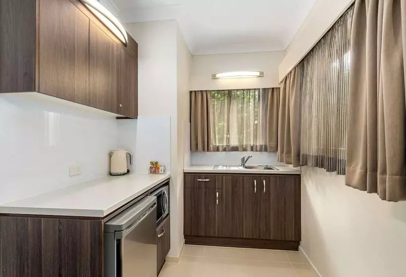 اتاق لوکس, Quality Hotel Robertson Gardens