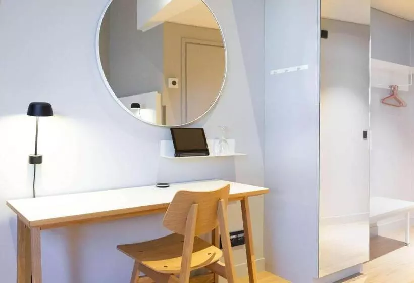 اتاق استاندارد یک نفره, Scandic Helsinki Aviapolis