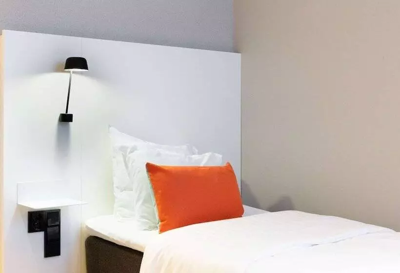 اتاق استاندارد یک نفره, Scandic Helsinki Aviapolis