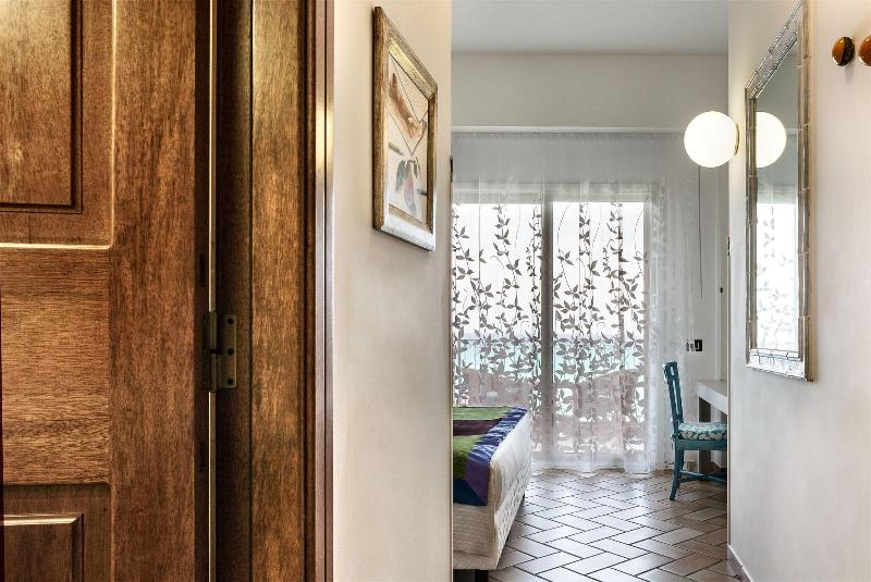 Полулюкс, Stella Maris