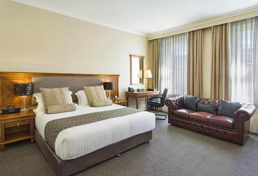 سوییت لوکس, The Grand Hotel Launceston