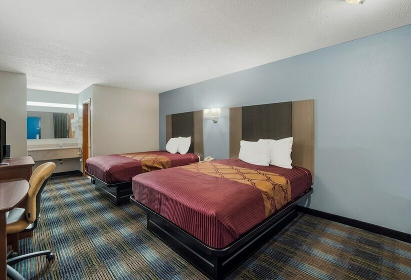 带2个双人床的标准工作室, Rodeway Inn Augusta West Fort Eisenhower