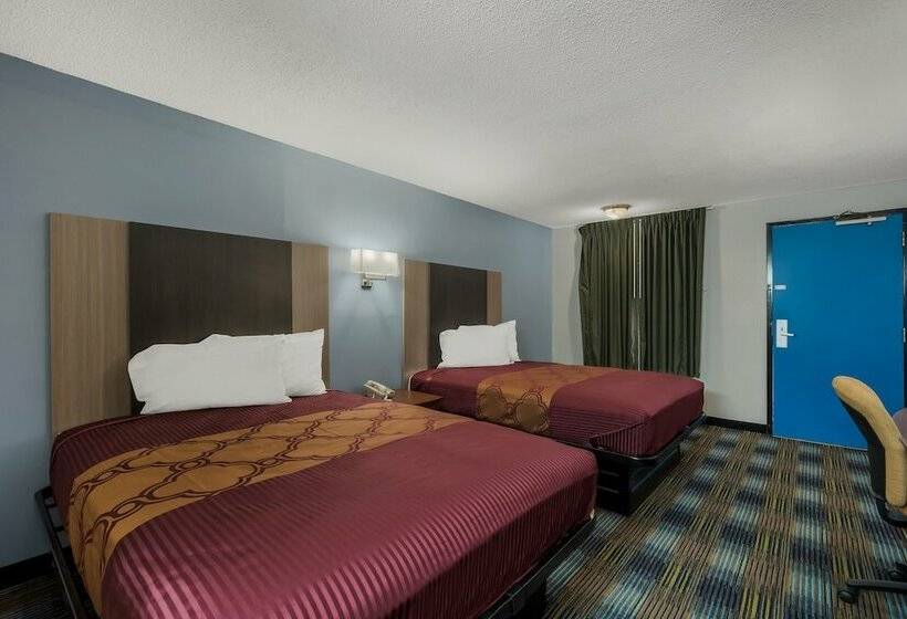 带2个双人床的标准工作室, Rodeway Inn Augusta West Fort Eisenhower