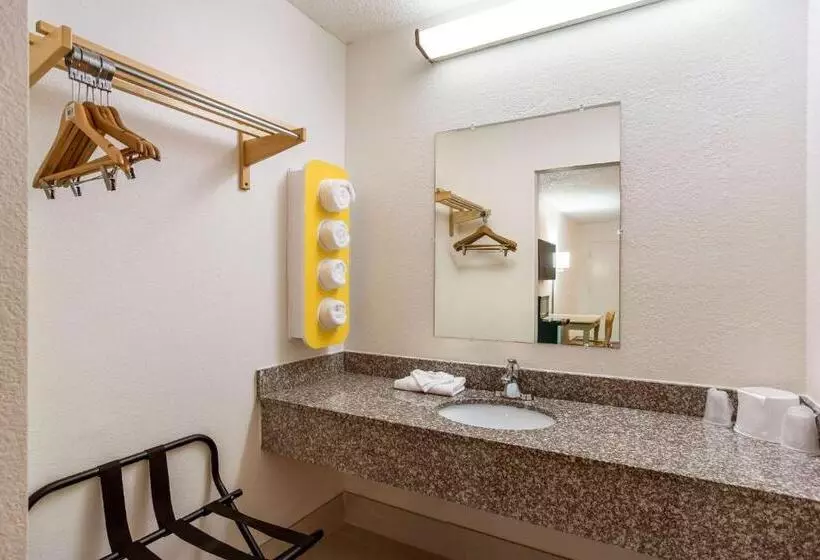 スタンダードルーム, Motel 6 Macclenny, Fl